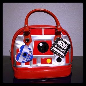 ISO looking to purchase this bag ISO